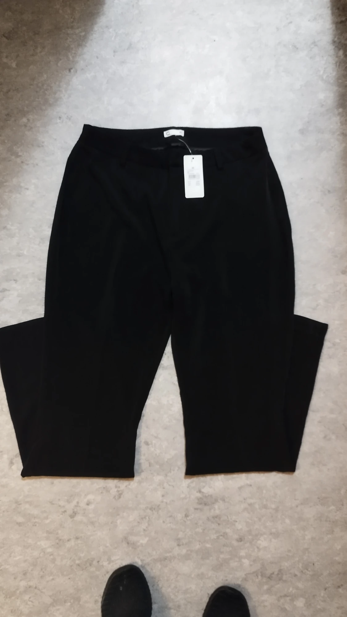 Finbyxa med pressveck, Strl 40.