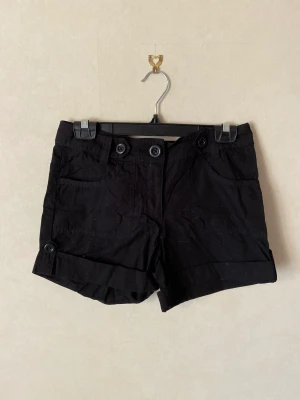 Shorts från H&M Strl. 36 - Inga hål eller skavanker.