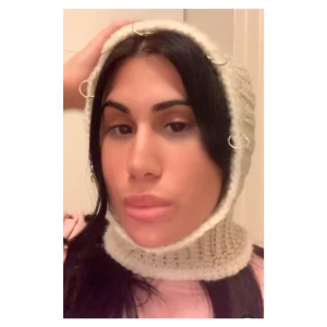 Balaclava  - Balaclava storlek small/medium   Video på TikTok @attract1999 förfrågan om video kan skickas om önskas för bättre kvalitet 