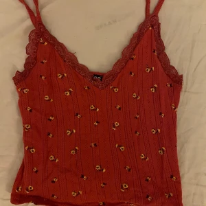 Linne - Sommarlinne, asgullig men tyvärr för liten för mig🖤