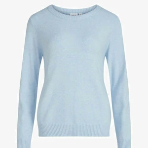 stickad tröja vila - så söt stickad tröja från vila som jag aldrig har använt pågrund av att färgen inte passar mig. skriv för flera bilder🥰pris kan diskuteras