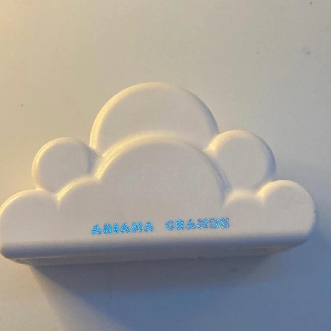 Cloud { Ariana Grande } - 91