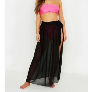 Strand kjol - Aldrig andvänd pga för liten. Storlek S/M men känns mer som en S.