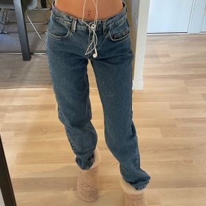 Jeans - Köpta på aso, mycket bra skick!