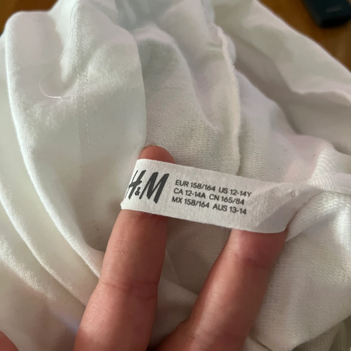 Tunn croppad hoodie från H&M - 91