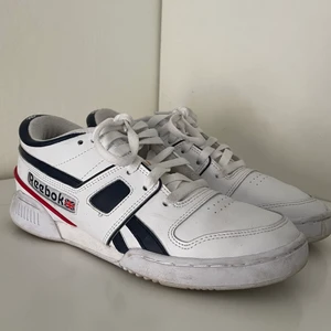 Reebok sneakers - Bara använda en gång! 