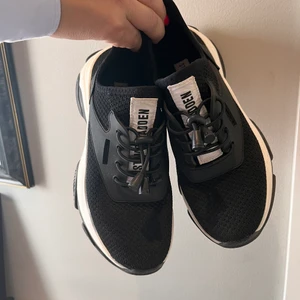 Steve Madden  - Använda tre tillfällen 