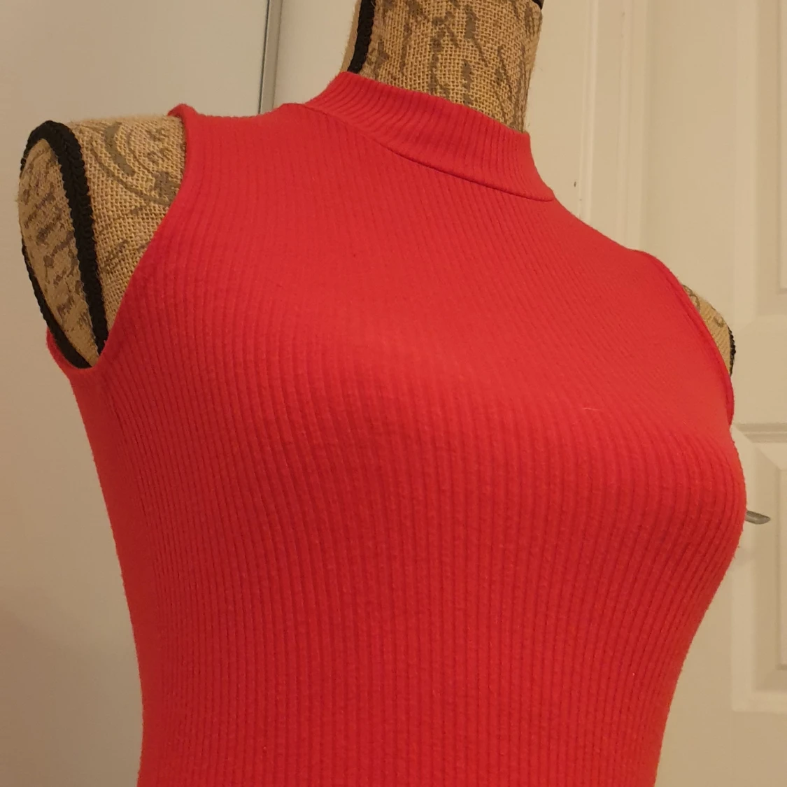 Ett rött skönt linne/tröja