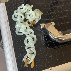 Jättefint halsband från Edblad  - Sjukt fint halsband använd ca 2 gånger🫶