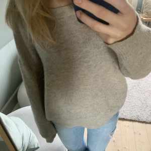 Stickad tröja - Super mjuk 🥰