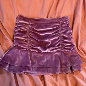 Otroligt fin mini skirt som jag köpte i usa förra året! Den är även lågmidjad!