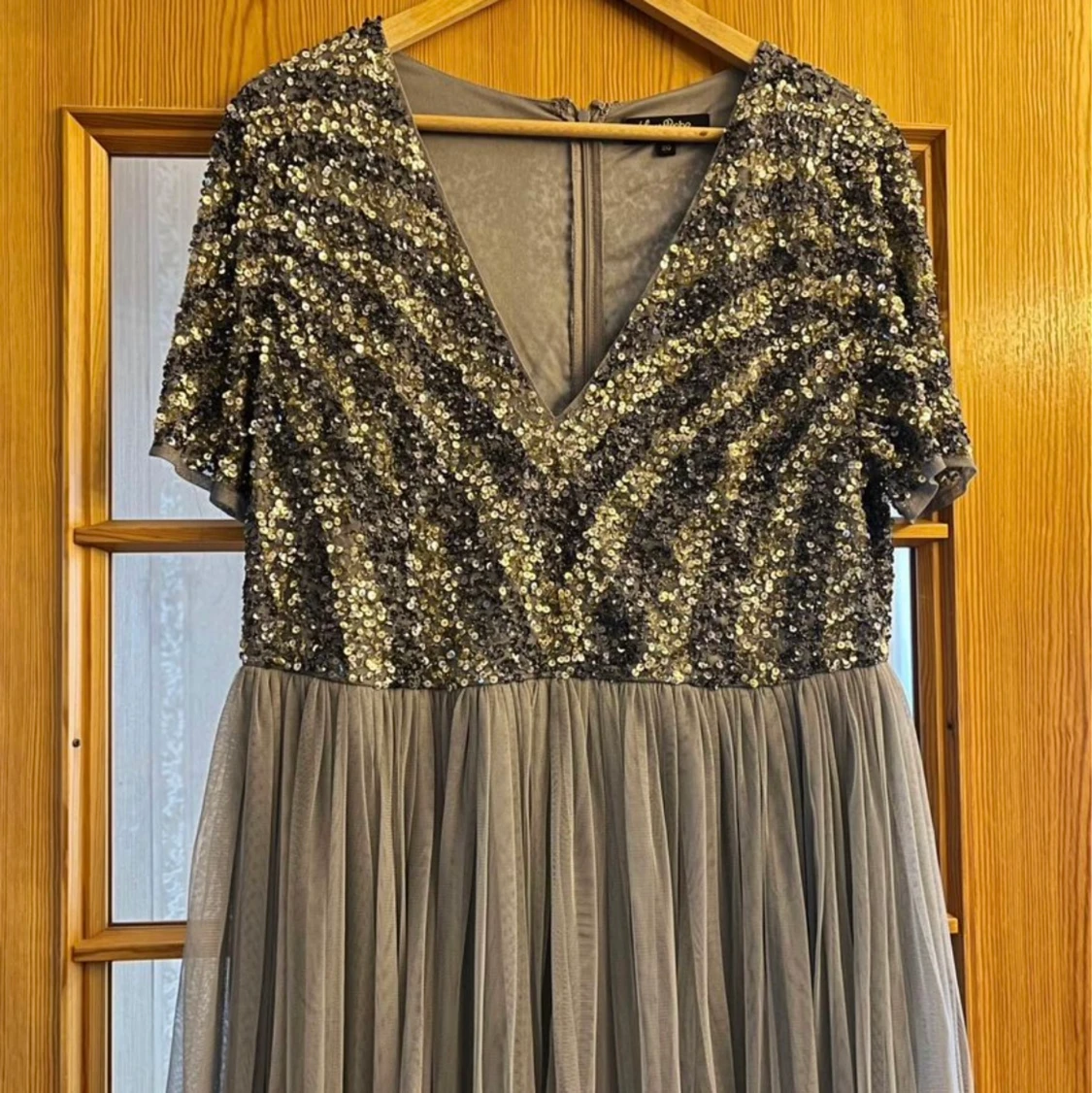 Festklänningar  - 90