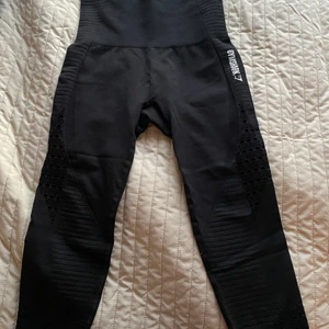 GYMSHARK ENERGY SEAMLESS  - Högmidjade, i gott skick 