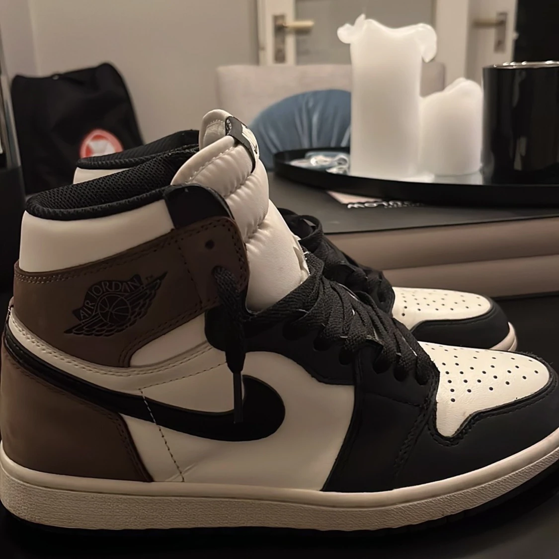 JORDAN 1 High Mocha  - 90