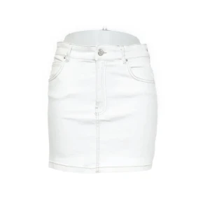 Jeanskjol - Vit jeanskjol från bershka!! Topenskick ❤️