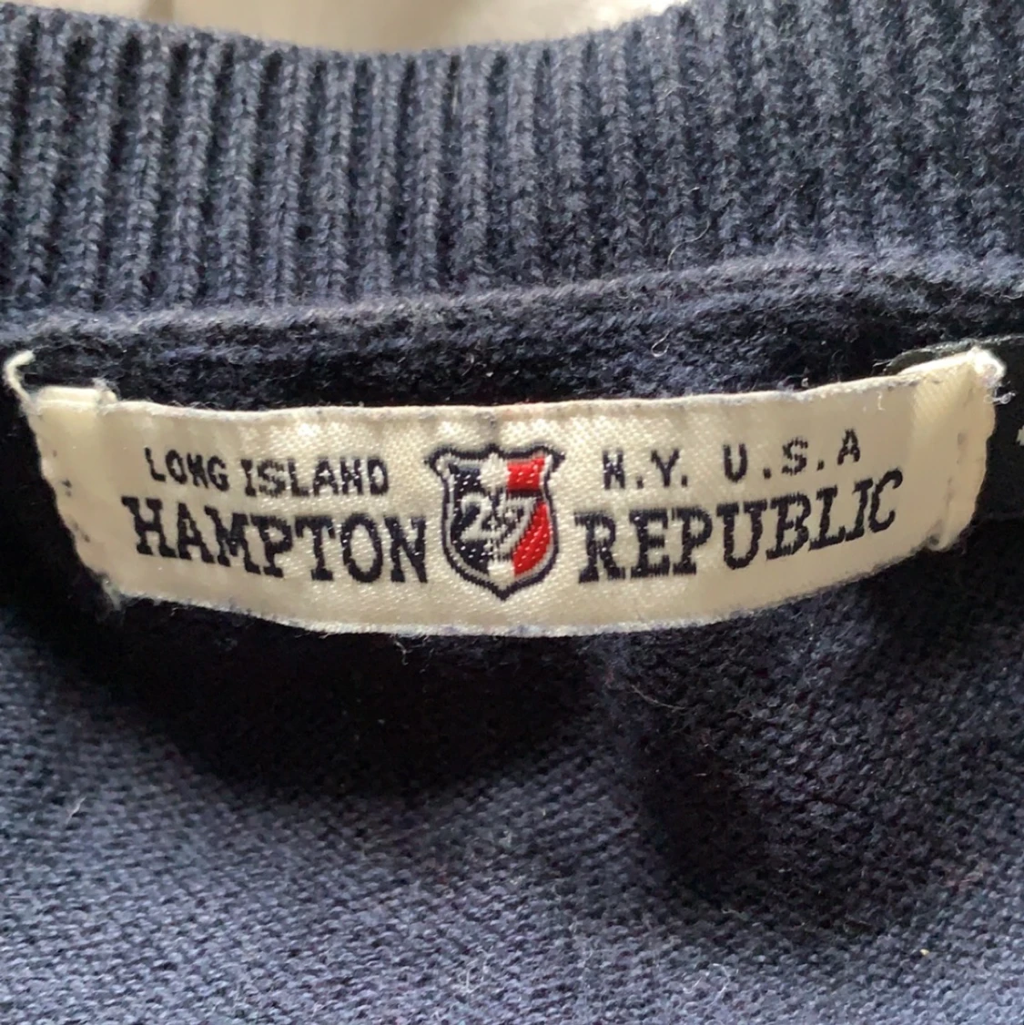 Tröja från Hampton Rebublic  - 91