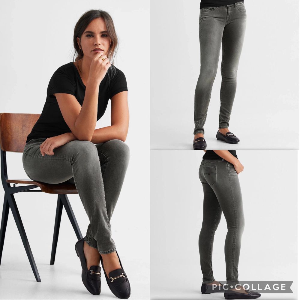 Grå Replay LUZ gråa jeans | Plick Second Hand