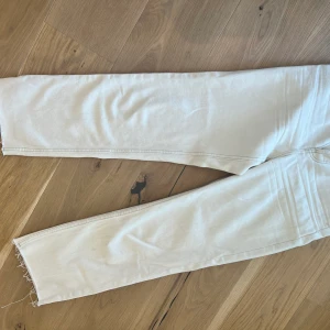 Zara jeans straight hög midja - Fint skick