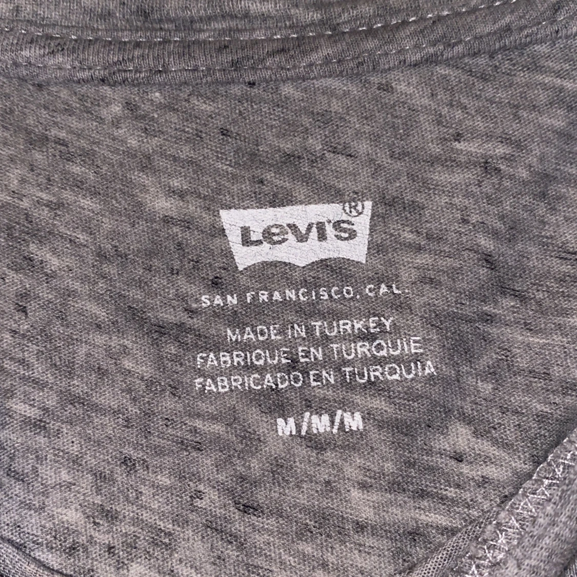 En fin grå Levis t-shirt i storlek M.  - 90