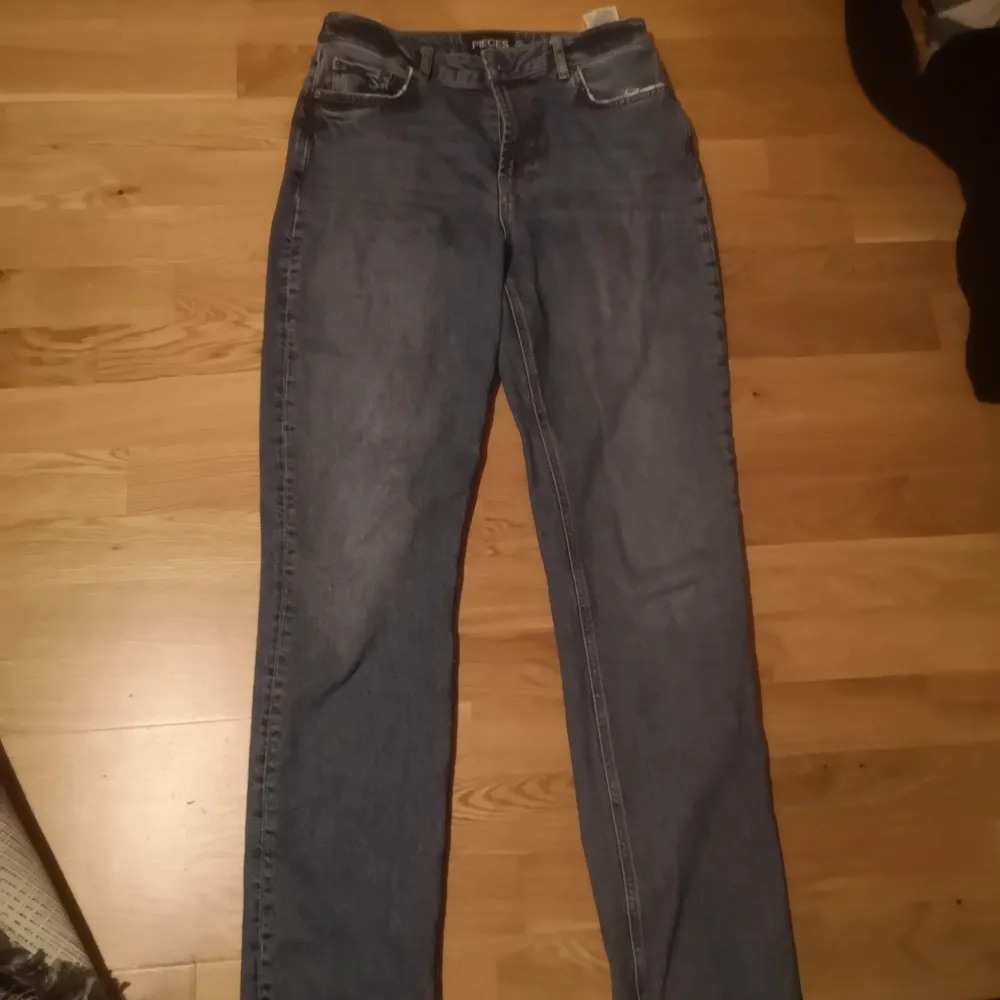 90s straight waist 29 length 32 29x32. Jeans & Byxor.