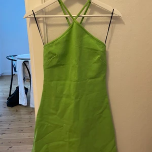 H&M dress never worn  - Bought summer 2021, new price 349 selling for 249!! 