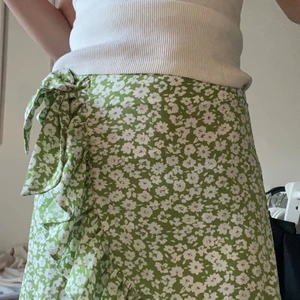 Shein storlek ca  - Inte använt så bra skick, säljs för 49 kr på hemsidan 