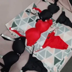 Hej Selja deta  - Hej vill gärna bli av med doma bh o tr o dom är i bra Kik vill gärna byta också o vi kan dusketera om bra pris 🙂