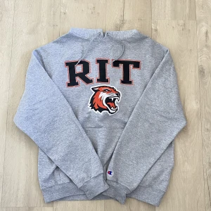 Vintage champion hoodie - Vintage champion hoodie i bra skick