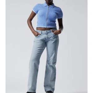 Low jeans  - Säljer populära Jensen FRPN weekday i mycket bra skick eftersom att tyvär inte kommer till användning längre, pris kan alltid diskuteras!💓