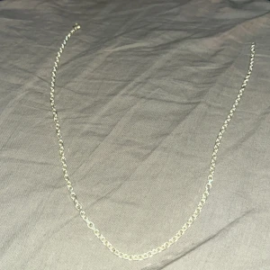 Halsband - Halsband i silver, sterling 925. Längs o tjocklek, 45cm, 2,5mm Ordinarie pris 350