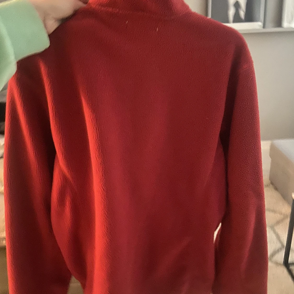 Röd fleecetröja - 90
