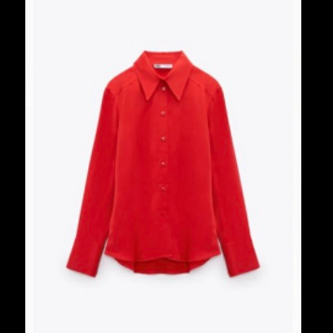 Röd satinskjorta - 90