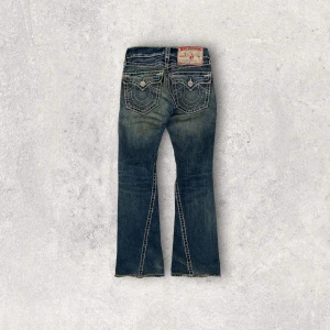 TR Joey Super T Jeans - 00’s - Waist: 80 cm, length: 105 cm. If you are interested in the item please DM first. 