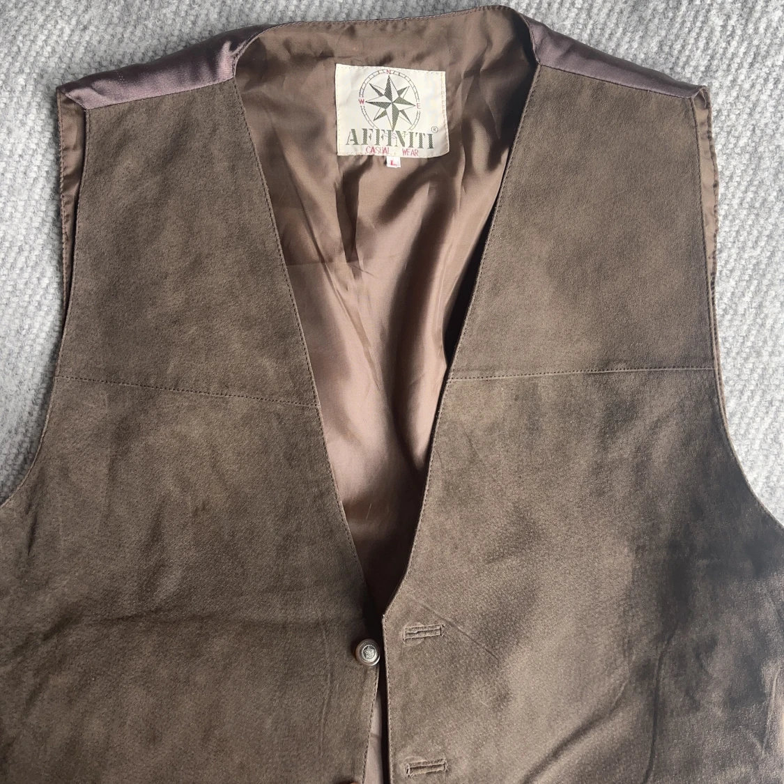 Brun väst i mocka - 90