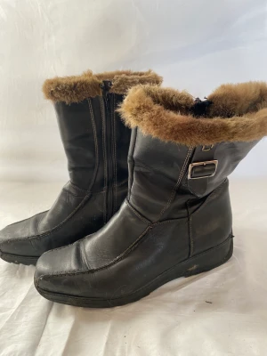  Vinterkängor  - Pälsfodrade vinterkängor 