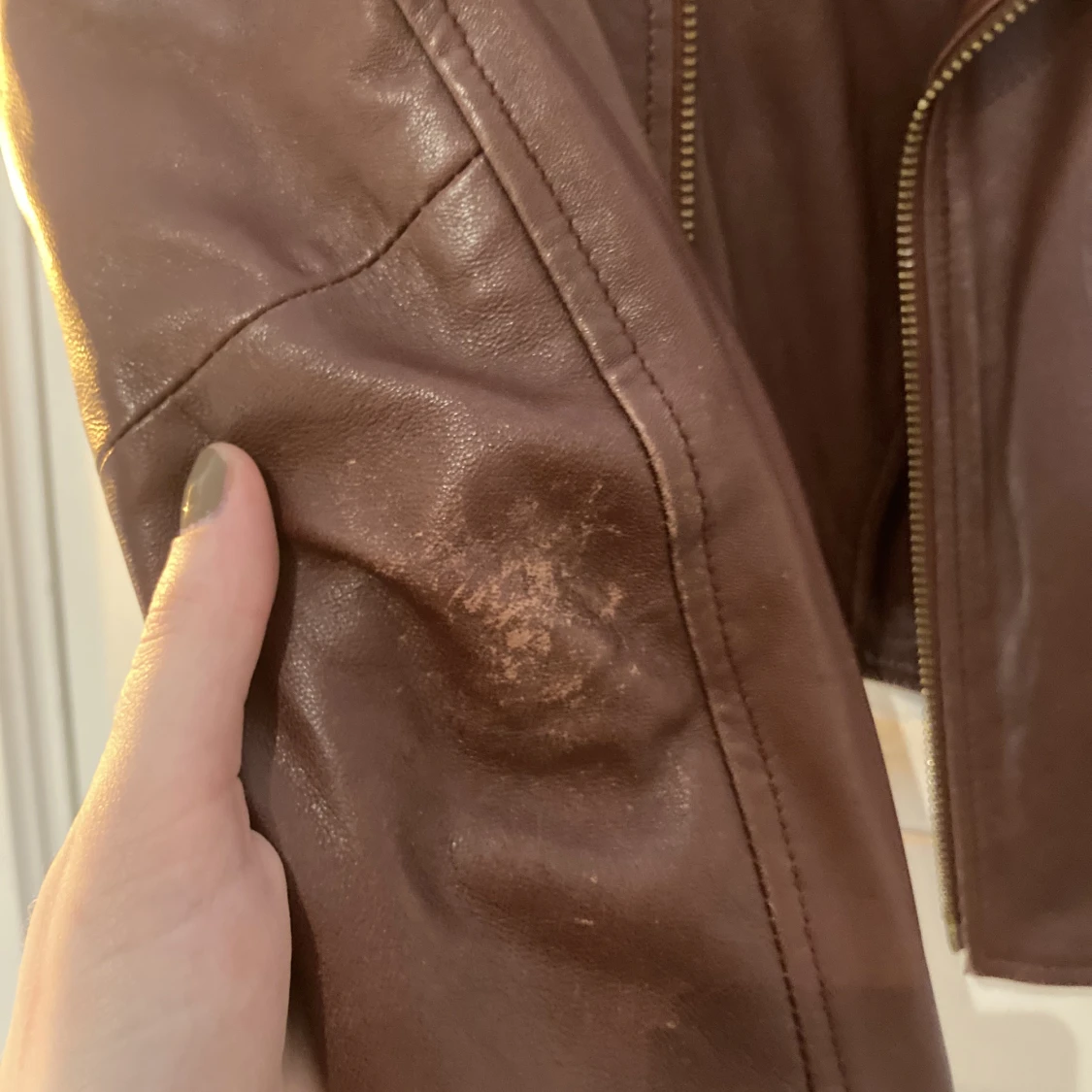 Vinröd jacka i lammskinn - 91