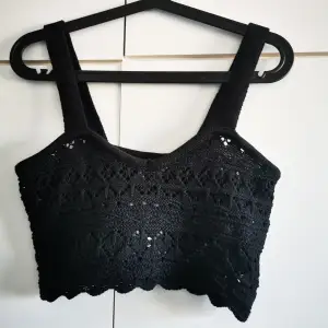Cropped Top XS from H&M. New with tag
