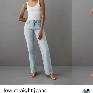 Helt nya trendiga jeans - Helt oanvända low Waits jeans från Gina💕 säljs pågrund utav att de var förstora🙃💕  pris kan diskuteras 
