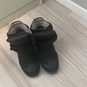 Isabel marant  - Isabel marant sneakers i fint skick