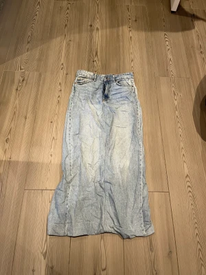 Jeans kjol - Jeanskjol strl 28