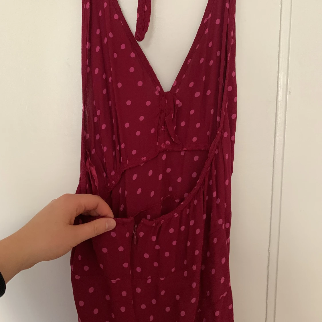 Prickig klänning - 91