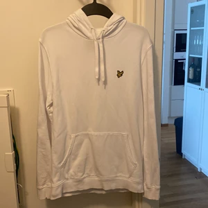 Hoodie - Hoodie från Lyle&Scott stl S, herrstorlek