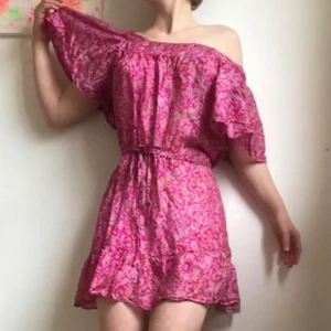 Klänning  - Sval sommarklänning