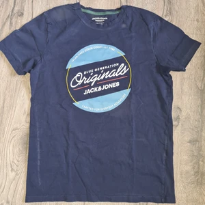 T-shirt, jack & Jones  - Använt skick 