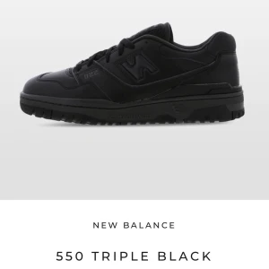 New balance 550 triple black - väldigt sköna skor, helt nya kvitto finns kan även fraktas. storlek42.5