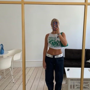 874 dickies - Säljer nu dessa populära dickies byxorna!! Modellen är 874🥰Första bilden är lånad 🥰 Superbra skick! Använda 4 ggr. Storlek 29/30 men skulle säga passar xs/s/ liten M. Tveka inte att höra av er! Pris går att diskuteras❤️