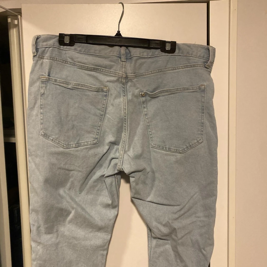 H&M Slim Fit Jeans 👖  - 90