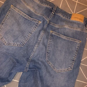 Gina tricot jeans   - Gina Tricot jeans storlek 40 