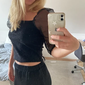 Partytopp svart - Knappt använd topp!