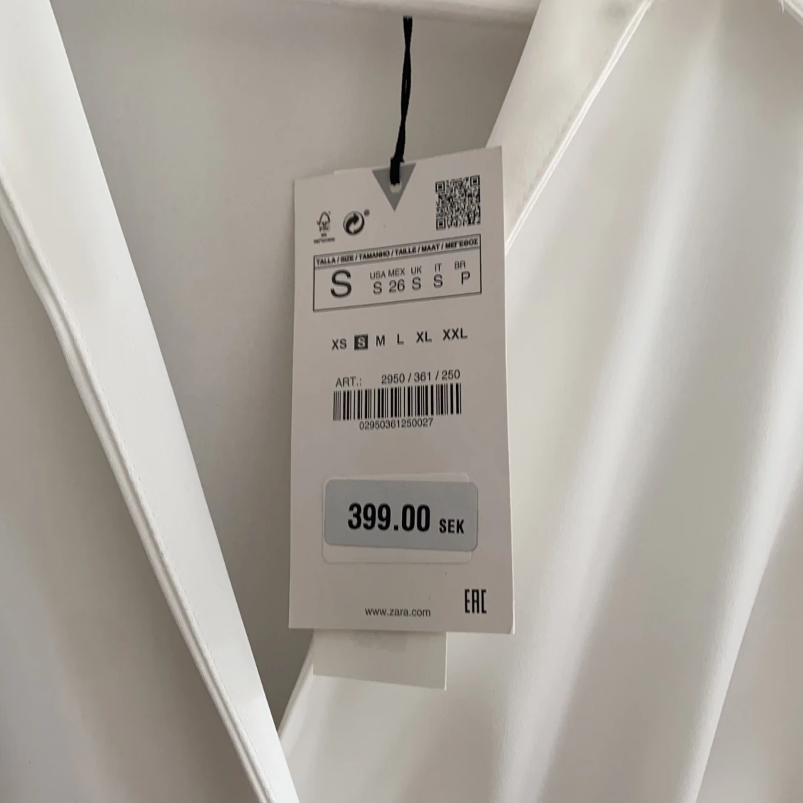 Slutsåld klänning från zara - 90